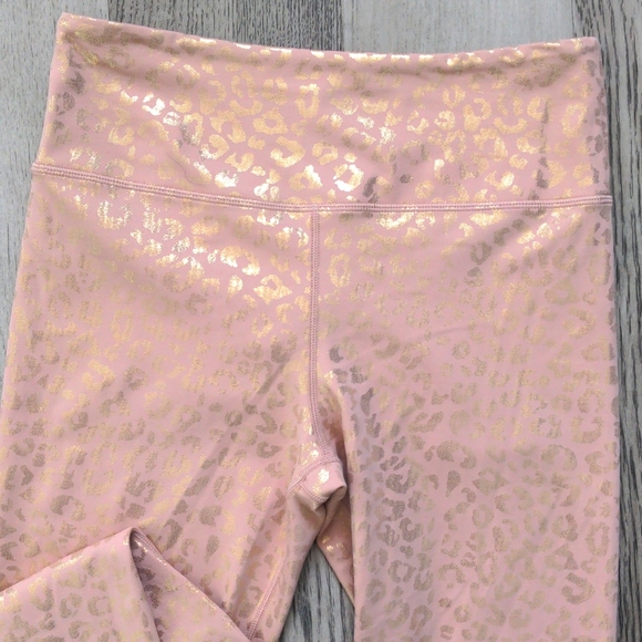 Zyia Light and Tight, Metallic, Hi-Rise, leggings, rose gold, leopard, size 8-10 - Picture 2 of 5